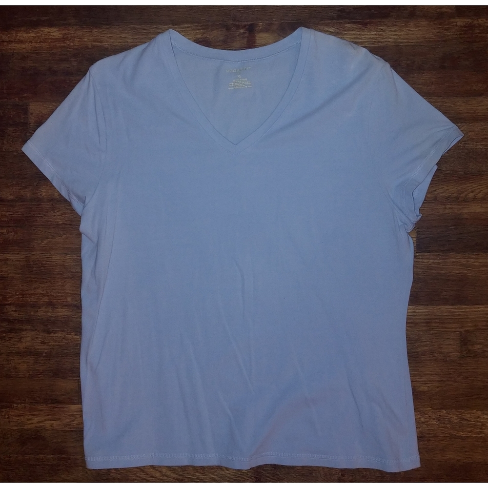Light blue, thick stretchy short sleeve tee shirt